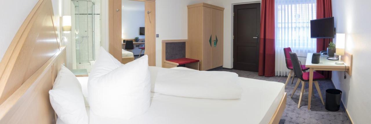 Hotel Weisses Ross Эльстерверда Экстерьер фото