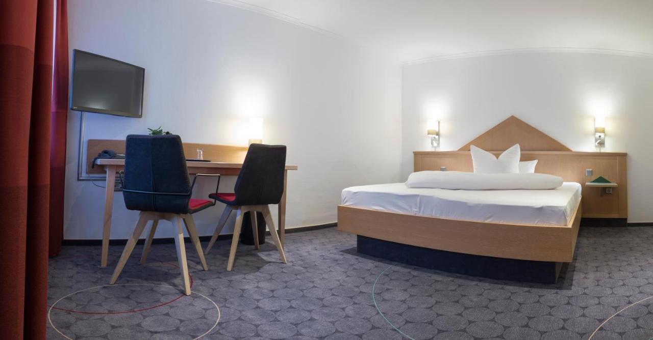 Hotel Weisses Ross Эльстерверда Экстерьер фото
